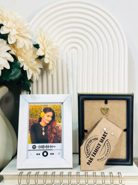 SPOTIFY POLAROID FRAME (CUSTOMIZABLE)
