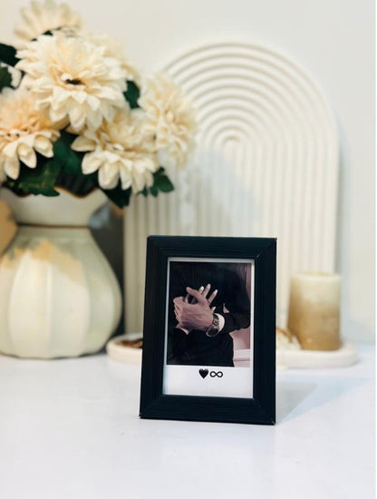 POLAROID FRAME (CUSTOMIZABLE)